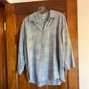 Women’s VanHeusen blouse